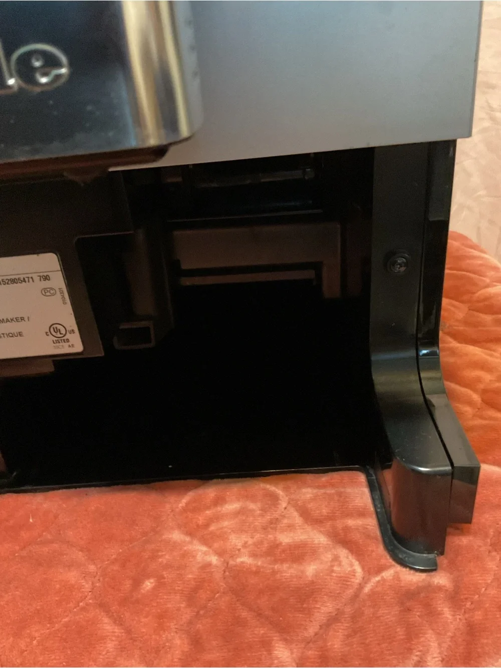 Miele CM6350 countertop coffee machine